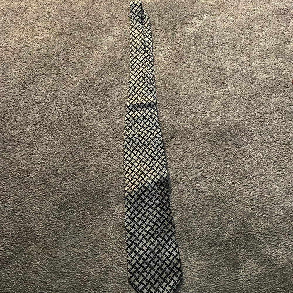 Giorgio Armani men’s silk tie